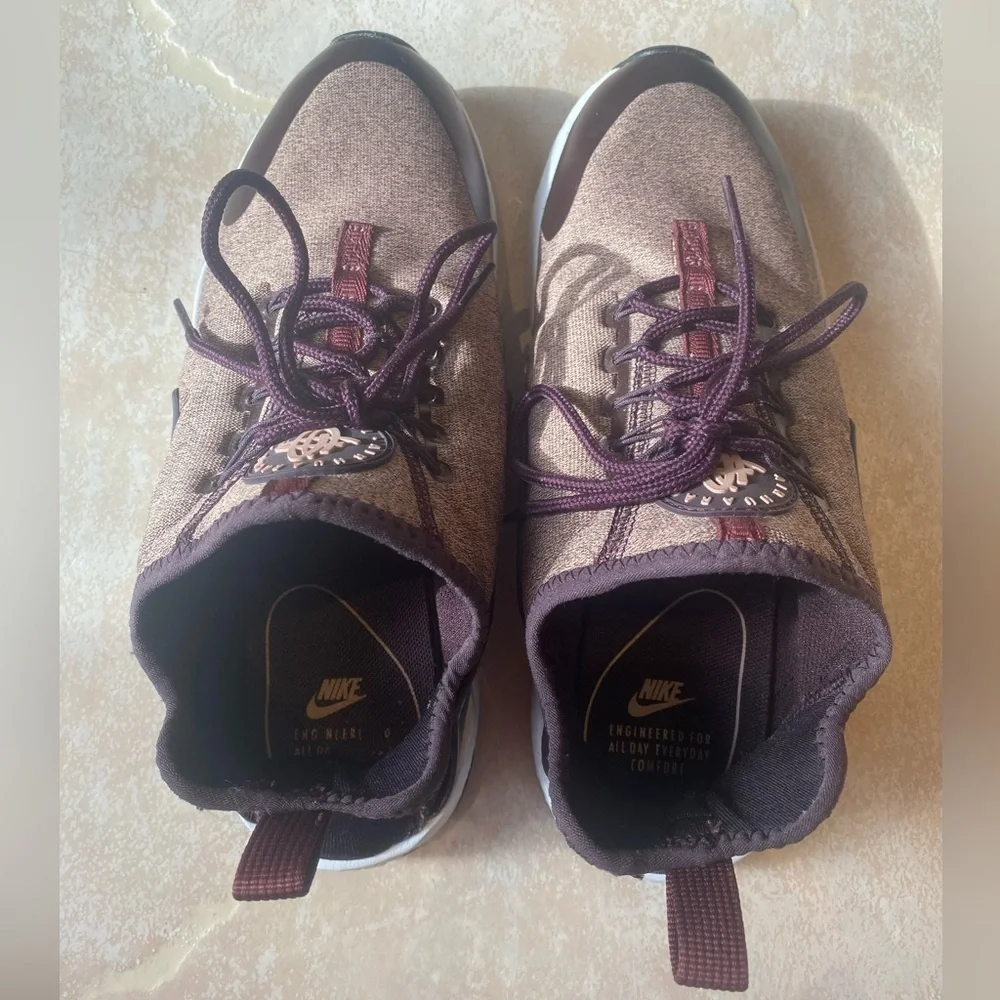 Women’s Nike Air Hurache Sporty Purple Running Shoes Size 8.5 - Picture 10 of 14